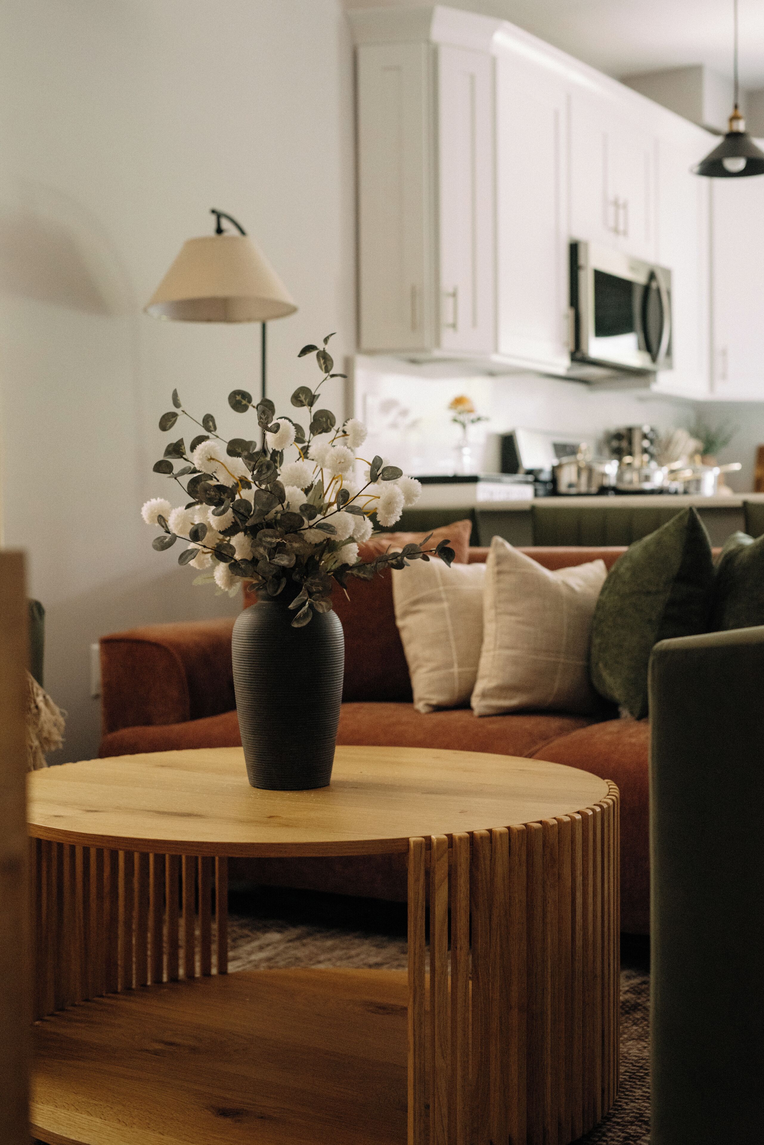 Smart TV, video games, books, stereo