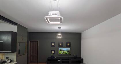 Classic Villa-spacious City Center Free Parking