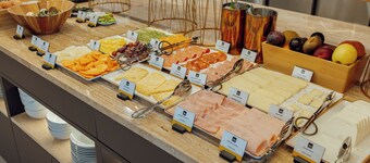 ABC HOTEL PORTO - CAMPANHÃ