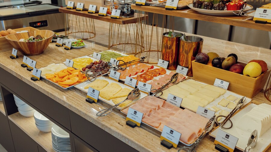 ABC HOTEL PORTO - CAMPANHÃ