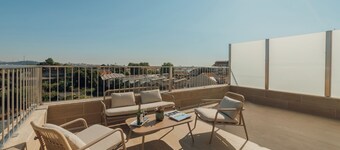 ABC HOTEL PORTO - CAMPANHÃ