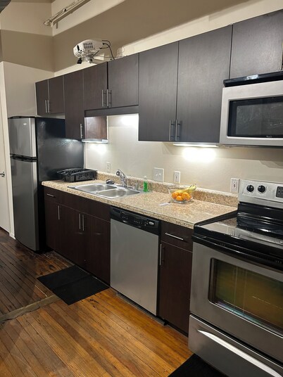 Historical 1-bedroom apartment in Downtown Dallas with AC, WiFi, fitness room