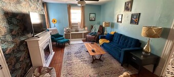 Historic Apartment in Roanoke Near Carilion Hospital & Downtown - Pet Friendly