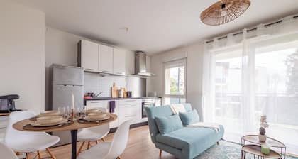 Le Cocon de Saint Priest - T2 Balcony & Terrace