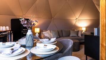 Luxury Dome, Mountain View | In-room dining
