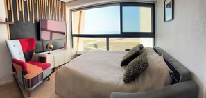 1 soverom og strykejern/-brett