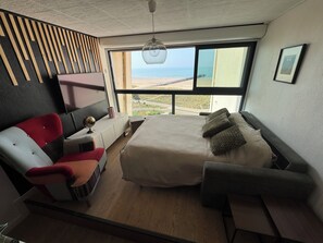 1 slaapkamer, een strijkplank/strijkijzer