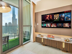 Panorama appartement, 4 slaapkamers, uitzicht op de stad | Woonruimte