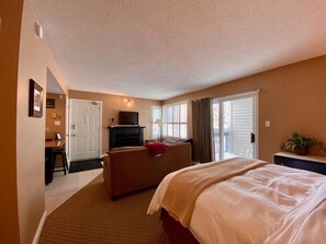 مكواة/لوح كي وواي فاي مجانًا وملاءات أسرّة