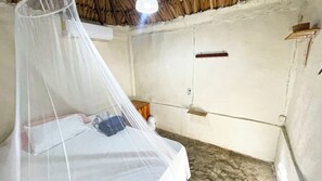 基础小屋, 露台 | 防过敏的被褥、免费 WiFi、床单