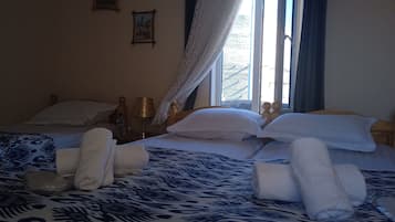 Standard Triple Room, City View