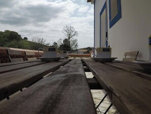 Outdoor dining - Casa do Henrique (São Luís)