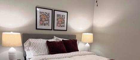 4 quartos, ferros/tábuas de passar roupa, Wi-Fi, roupa de cama