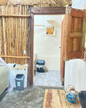基本小屋, 庭院, 庭園景觀 | 浴室 | 淋浴設備、淋浴花灑、毛巾、肥皂