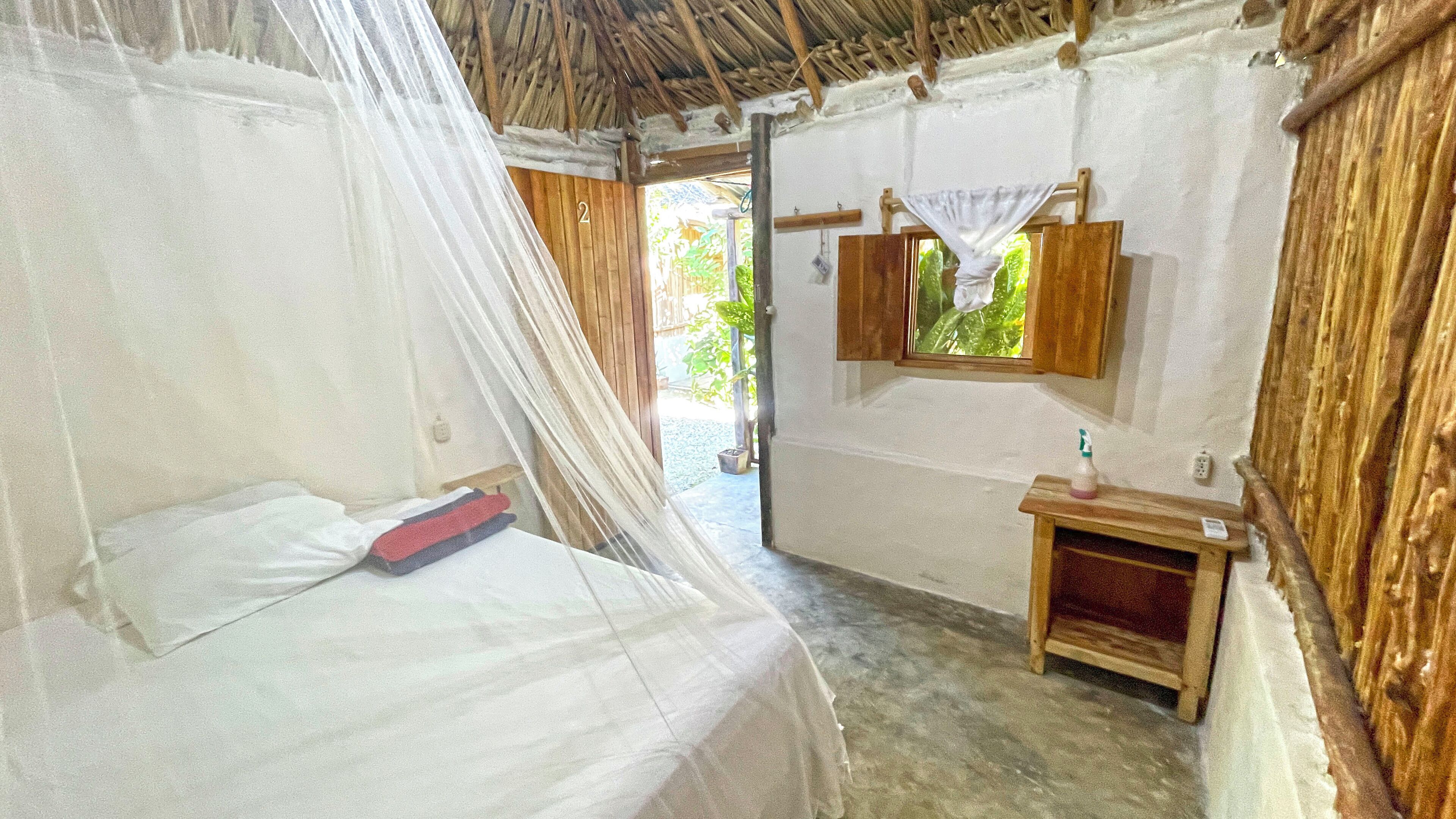 Perusmökki, patio, näköala pihalle | Allergiatestatut vuodevaatteet, ilmainen Wi-Fi, vuodevaatteet