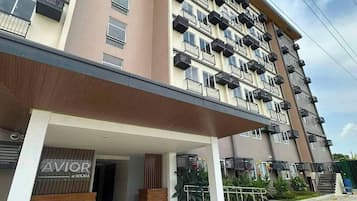 Condo, 2 Bedrooms, Accessible, Smoking | Exterior