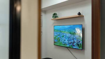 Condo, 2 Bedrooms, Accessible, Smoking | Room amenity