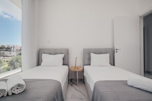 3 間臥 室、搖籃/嬰兒床、床單