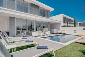 Pool - Protaras Olivia Pearl Villa 15 (Paralimni)