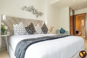 Luxury Apartment, Balcony | Cribs/infant beds, free WiFi, bed sheets
