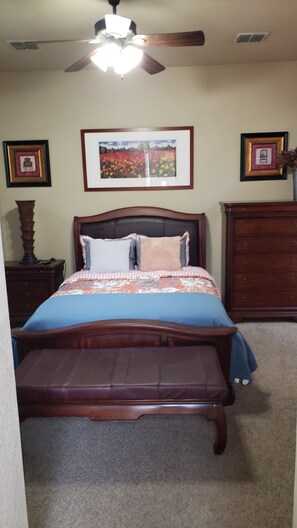 1 bedroom, WiFi, bed sheets