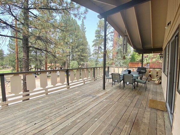 Terrace/patio - Chalet Georgia (Big Bear Lake)