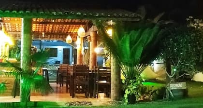 Vila Pura Vida