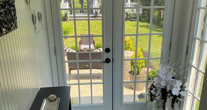 Drusilla’s Tranquil Cottage Charmin 3 bed quiet & relaxing fun garage & pavilion