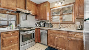 Cabin | Private kitchen | Toaster