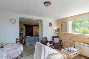 1 makuuhuone, silitysrauta/-lauta, ilmainen Wi-Fi, vuodevaatteet