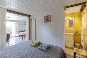 1 Schlafzimmer, Bügeleisen/Bügelbrett, kostenloses WLAN, Bettwäsche
