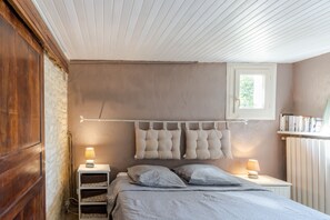 1 makuuhuone, silitysrauta/-lauta, ilmainen Wi-Fi, vuodevaatteet