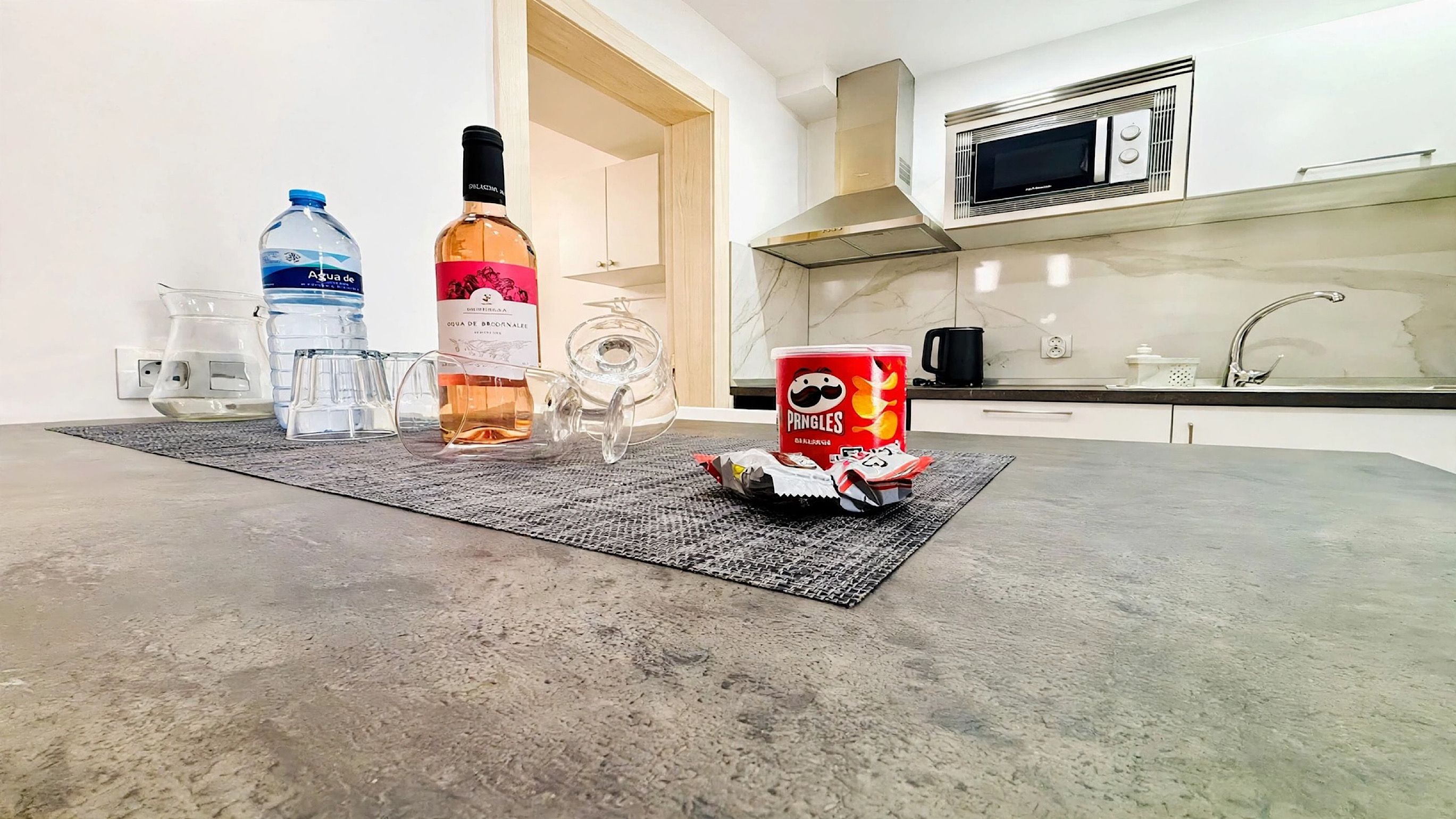 Apartment, 2 Bedrooms, Smoking, Terrace | Dining