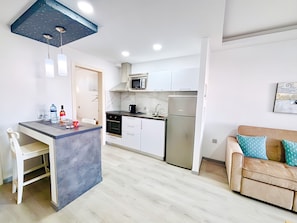 Apartment, 2 Bedrooms, Terrace, Garden View | Interior - Apartment Bellissima With Pool and Wi-fi, 200m From the sea in Puerto del Carmen (Tías)