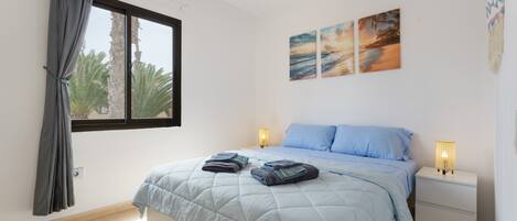 1 chambre, fer et planche à repasser, Wi-Fi gratuit, draps fournis