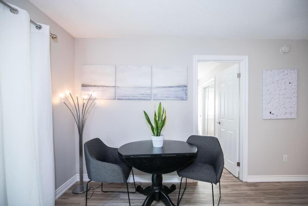 Standard Apartment, 1 Queen Bed with Sofa bed, Mountain View, Mountainside | Private kitchen