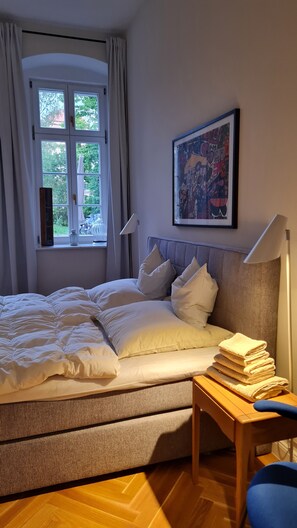 1 bedroom, iron/ironing board, free WiFi