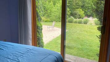 1 室のベッドルーム、アイロン / アイロン台、WiFi (無料)、ベッドシーツ