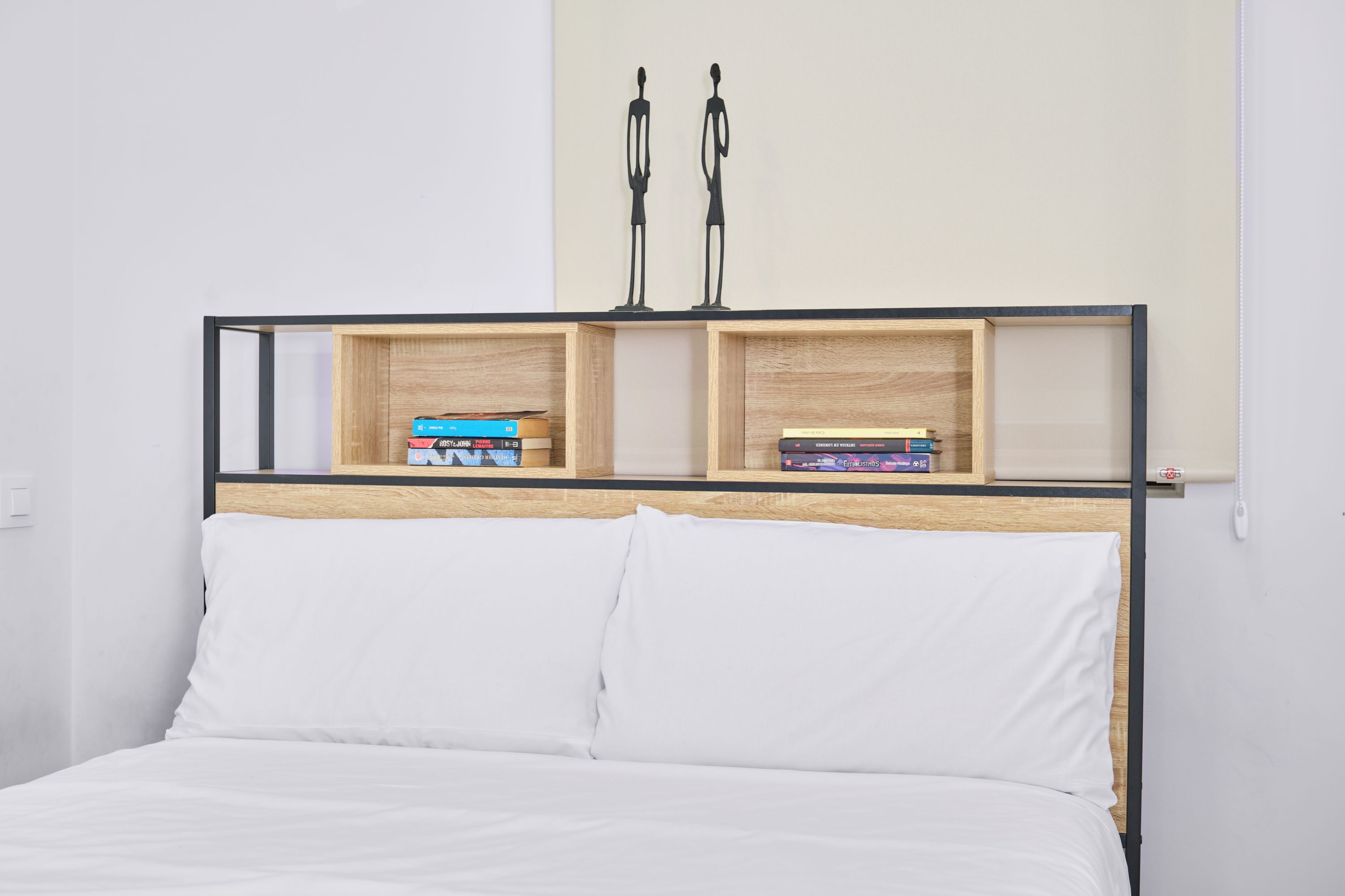 3 bedrooms, iron/ironing board, WiFi (free), bed sheets