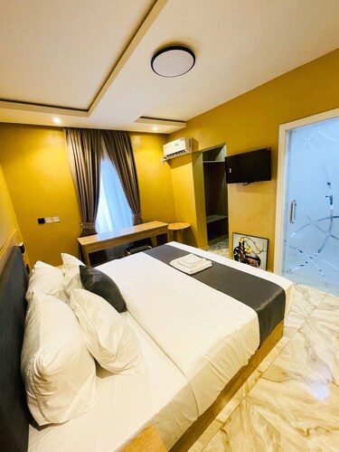 Riu Hyatt Hotel and Suites