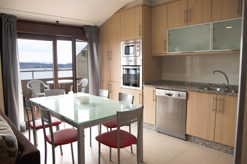 APARTAMENTOS TERRAMAR BOIRO With sea views in the Ría de Arousa (Galicia)