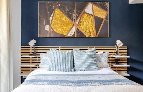 1 chambre, fer et planche à repasser, Wi-Fi, draps fournis