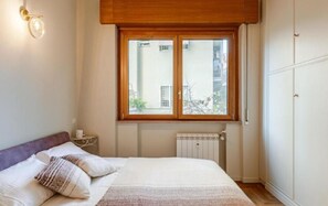 2 bedrooms, iron/ironing board, WiFi, bed sheets - Welcome to Retreat in Rome (Roma)