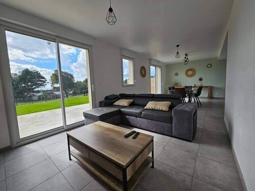 New, comfortable bungalow