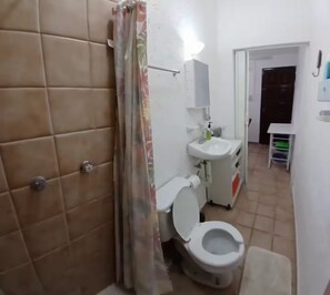Hair dryer, towels, soap, toilet paper - Cozy Studio with access to the beach and pool (Cancún)