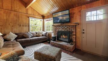 House, Patio, Mountain View | Living area | TV