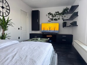 2 Schlafzimmer, Bügeleisen/Bügelbrett, WLAN, Bettwäsche