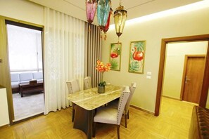 用餐