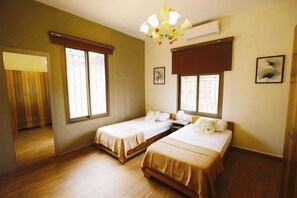 2 bedrooms, iron/ironing board, free WiFi, bed sheets - Aley Maison des Couleurs - Artistic home in Aley's heart (Alay)