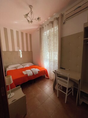 4 quartos, Wi-Fi, roupa de cama